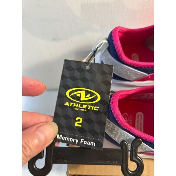 Athletic works girl sneakers size 2 no laces new navy pink - Picture 5 of 8